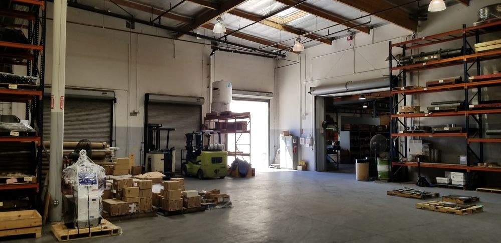 Malabar Industrial Property: 220 W Los Angeles Ave, Simi Valley, CA 93065
